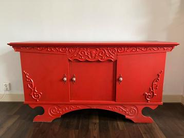 GRATIS rood dressoir/tv-meubel – zelf ophalen