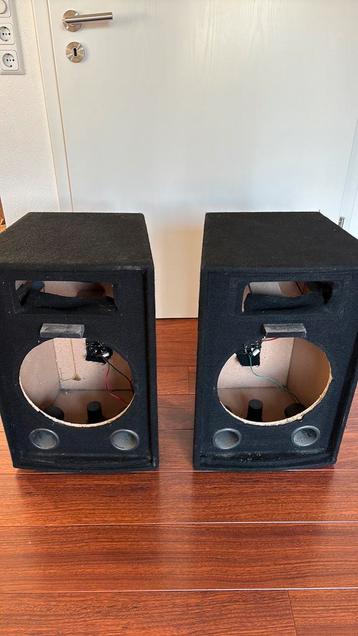 2 gratis speakerkasten
