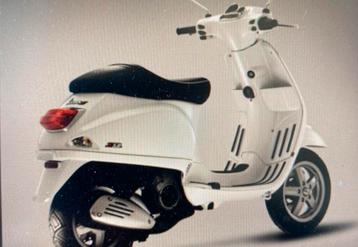 GEZOCHT: vespa 2 takt < 2011