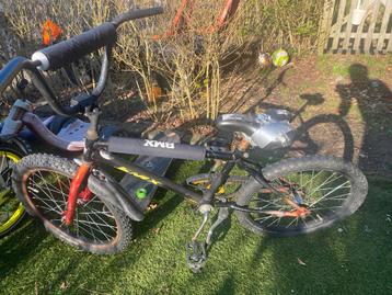 Twee kinderfietsen: BMX en Volare( opknappers)