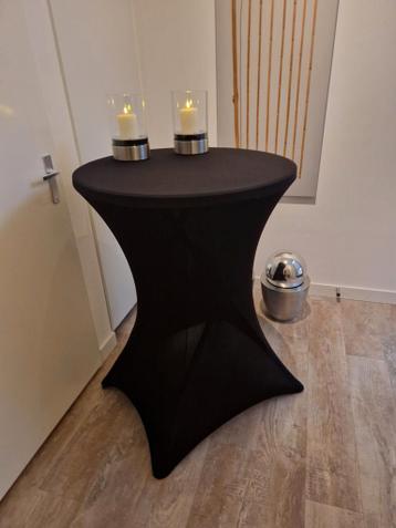 4 Statafels met rok te huur 4 voor €25, 1 voor €7,50 per dag