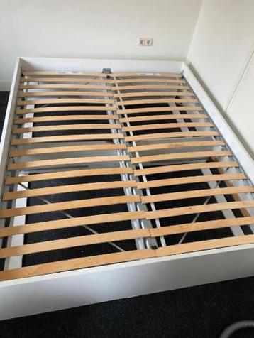 GRATIS OPHALEN: Brimnes bed wit 160 x 200 + matras