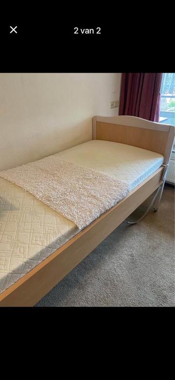 Senioren bedden 2 stuks gratis