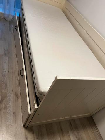 Gratis eenpersoonsbed 200x80 cm z.s.m. ophalen