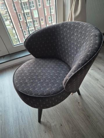 Gratis stoel - perfect als kledingstoel