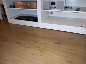 Wit TV-meubel met opbergruimte