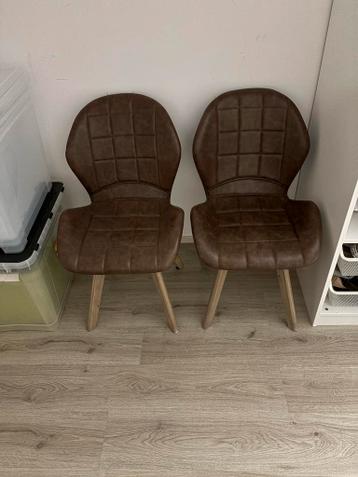 Set van 2 bruine gestoffeerde eetkamerstoelen
