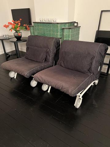 2 Eenpersoons slaapbanken / stoelen
