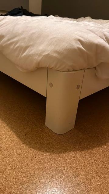 GERESERVEERD GRATIS Auping Auronde