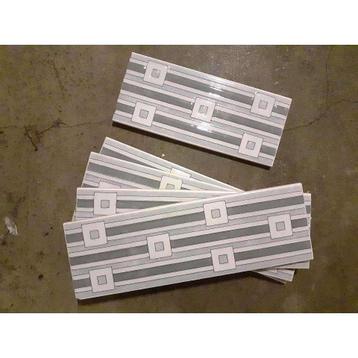 GRATIS: 4x wandtegel 25 x 8 grijs glanzend (Sphinx) nieuw b0