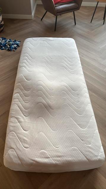 Gratis af te halen matras 90 x 200