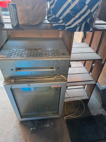 Compacte minibar vriezer met glazen deur