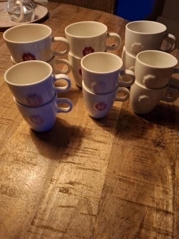 Gratis 12 Douwe Egberts mokken