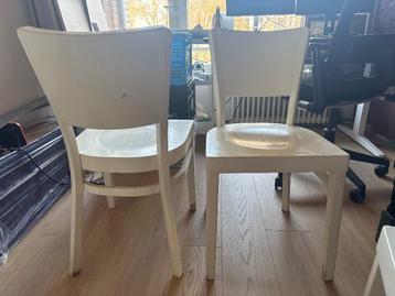 Witte houten stoelen 4stuks