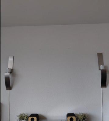 Strakke wandlampjes RVS - GRATIS