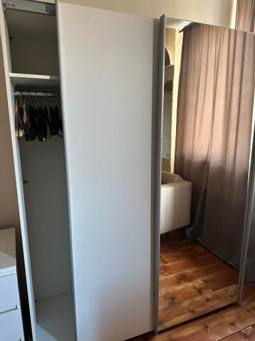 kleding kast met spiegel gratis meenemen
