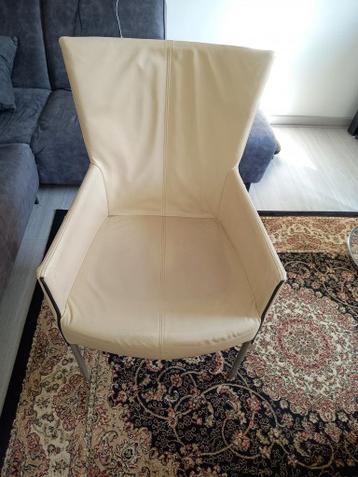 Gratis leerstoel voor binnen en buiten - snel ophalen!