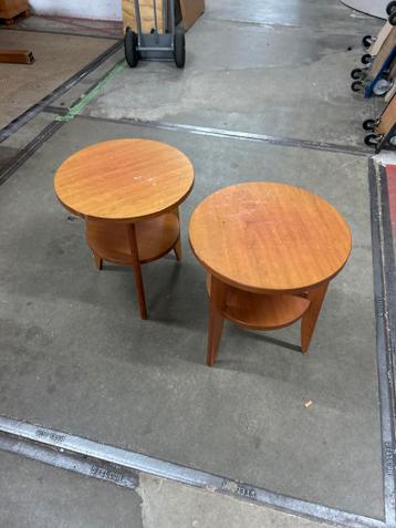 Set van 2 ronde bijzettafeltjes, hout, 45x53 cm