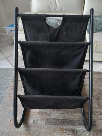 Lectuurbak / Tijdschriftenrek