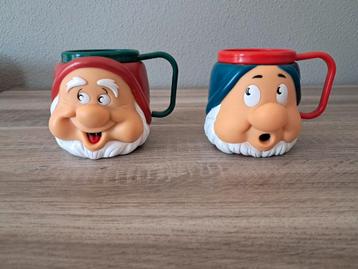 Twee bekers dwerg / kabouter
