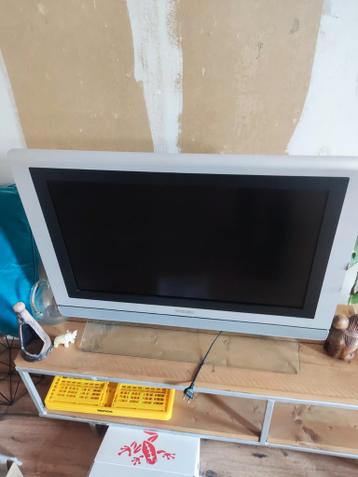 Philips breedbeeld TV - Goede staat Gratis