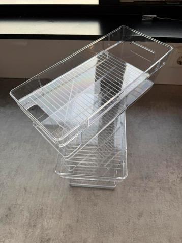 Koelkastinrichting voor blikjes