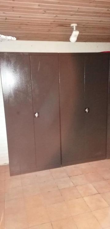 2 zwarte archiefkasten 200*90*44 cm