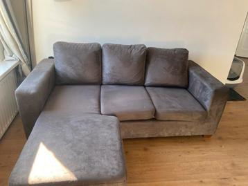 Hoekbank klein formaat ideaal voor studenten