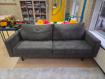 3 persoons grijze bank