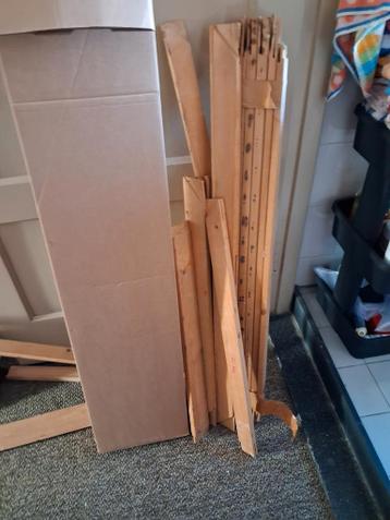 Houten omlijsting / latten voor diverse doeleinden