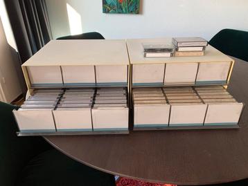 Gratis: 2 dozen muziek-cassettes