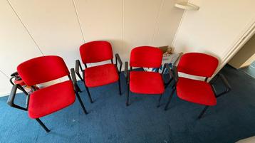 4x Gratis stoelen, bureaustoelen, wachtkamerstoelen
