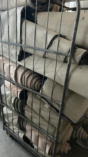 Gratis tapijt restanten nieuw.