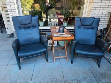 2 comfortabele relaxfauteuils van leer.  Gratis ophalen