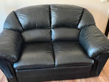 Gratis af te halen: Leren 2- en 3-zitsbankstel (licht bescha