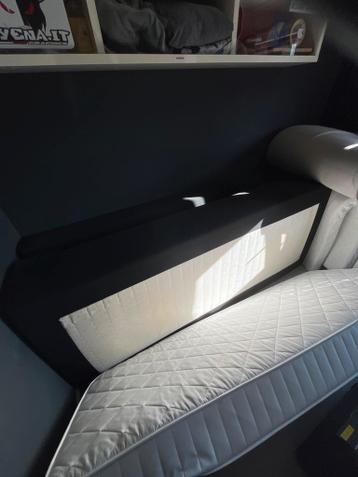 Gratis Extra lang 1 persoons boxspring 2.2 meter