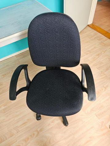 GRATIS BUREAUSTOEL‼️