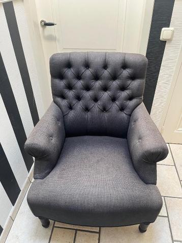 Twee leuke stoeltjes.