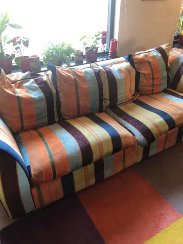 Vrolijke gezellige bank