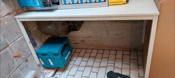 Tafel met ijzeren frame 75 h / 75 br / 150 L