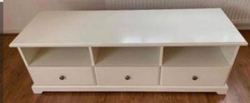 Gratis af te halen. Tv meubel van Ikea.