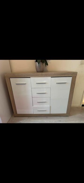 Gratis ophalen: Dressior/ladekast in goede kwaliteit