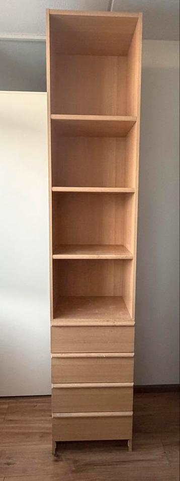 Hoge smalle kast met planken en lades - Gratis ophalen
