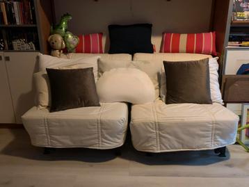 Twee slaapbankstoelen