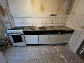 Indesit elektrisch fornuis met keramische kookplaat