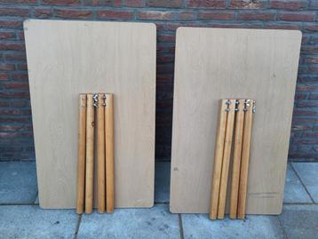 Tafel beukenlook met -houten poten