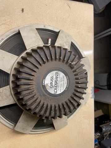 Gauss, Electrovoice, Fender, Toa 15” speakers