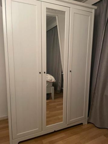 Kast GRATIS afhalen! 125 b x 190 h