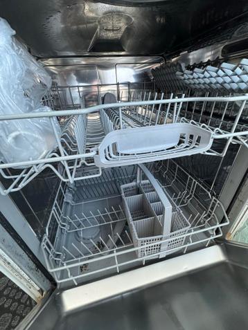 Bosch vaatwasser - Deurveer defect, werkt verder prima!