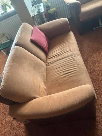 Twee tweepersoons banken - Mariahoeve